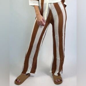 Solitaire Crocket Knit Cream and Brown Wide Leg Elastic Waist Pants - Medium